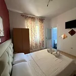 Apartment Oni's