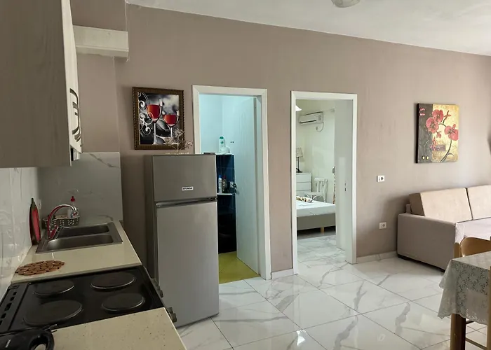 Oni's 公寓 Sarandë